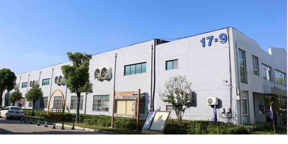 معلومات عنا